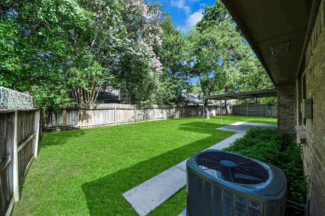 35 N Morningwood Court, The Woodlands, TX 77380