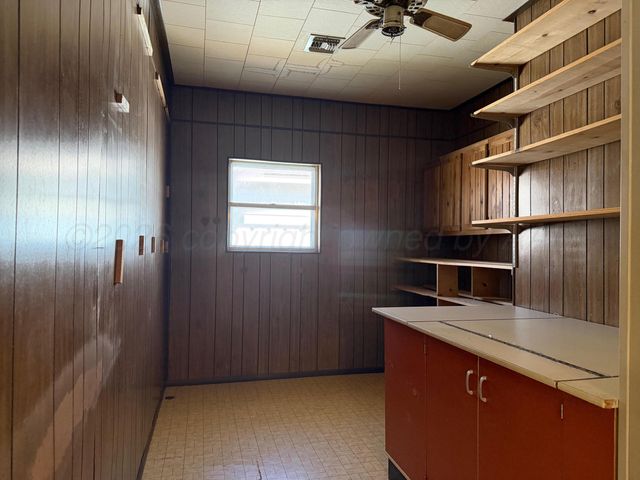 507 Ave B SE, Childress, TX 79201