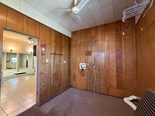 507 Ave B SE, Childress, TX 79201