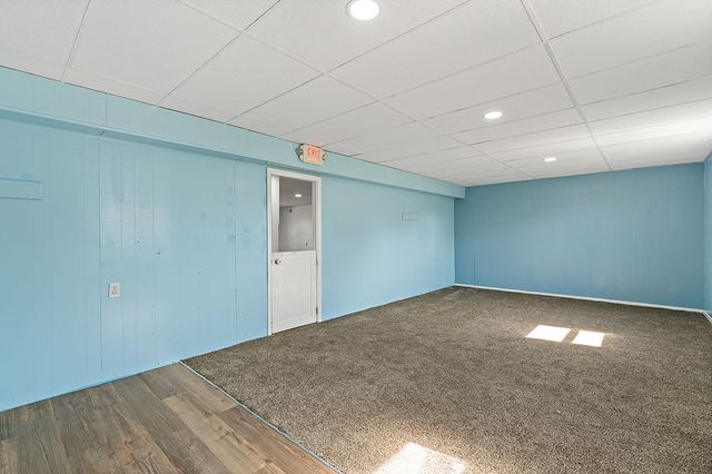 3140 Oregon Dr, Lower Burrell, PA 15068