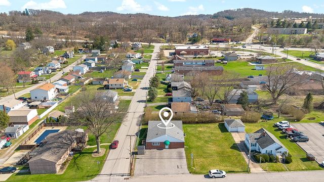 3140 Oregon Dr, Lower Burrell, PA 15068