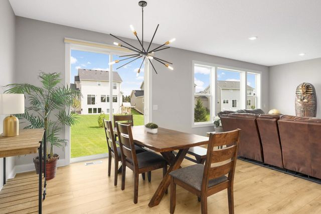 10732 39th Street N, Lake Elmo, MN 55042