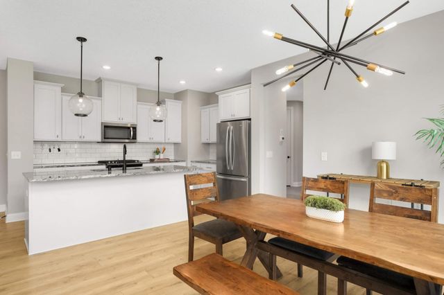 10732 39th Street N, Lake Elmo, MN 55042