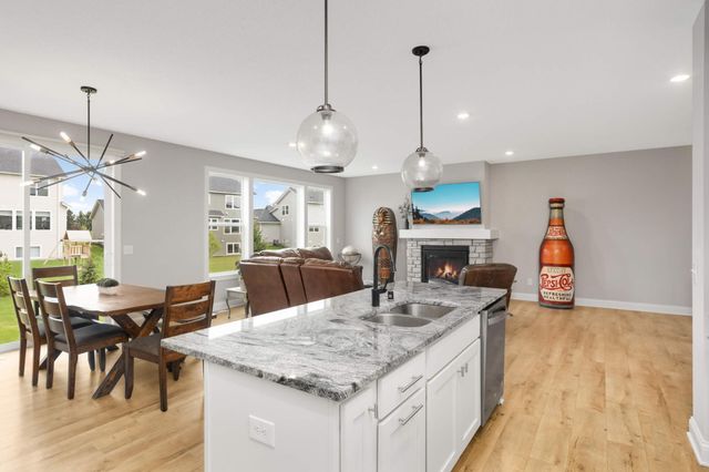 10732 39th Street N, Lake Elmo, MN 55042