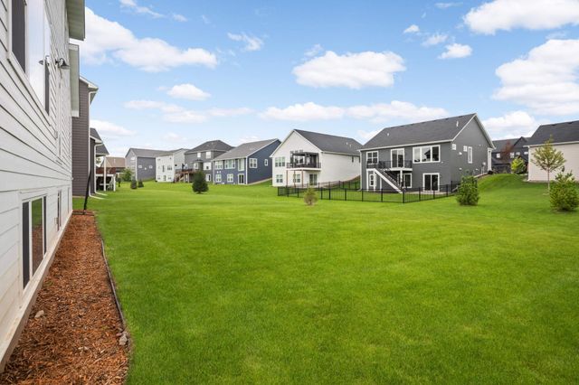 10732 39th Street N, Lake Elmo, MN 55042