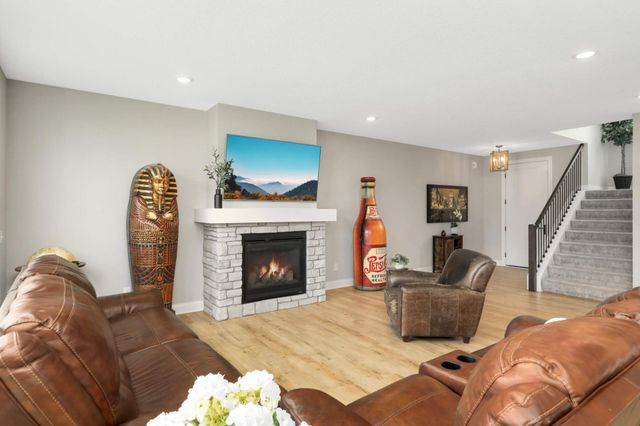 10732 39th Street N, Lake Elmo, MN 55042