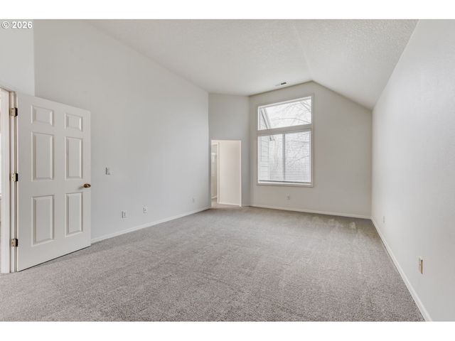 5286 Nw WAHKEENA Ln, Portland, OR 97229