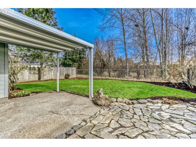 5286 Nw WAHKEENA Ln, Portland, OR 97229