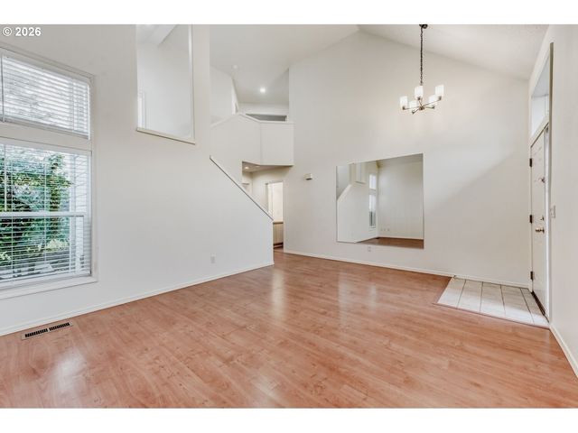 5286 Nw WAHKEENA Ln, Portland, OR 97229