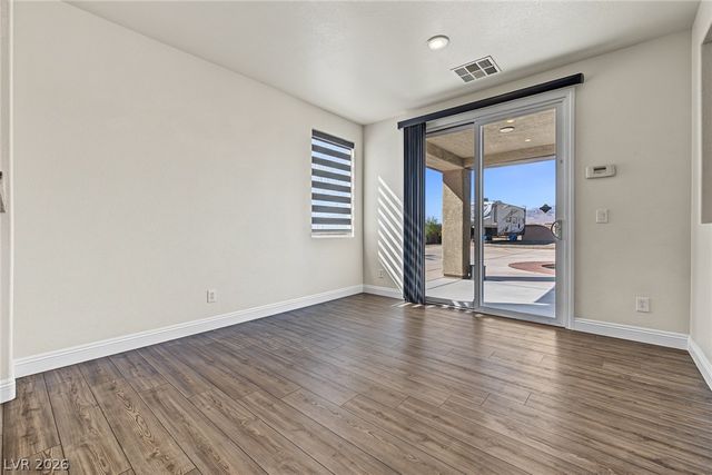 5528 Ambrosia Stream Avenue, Las Vegas, NV 89131