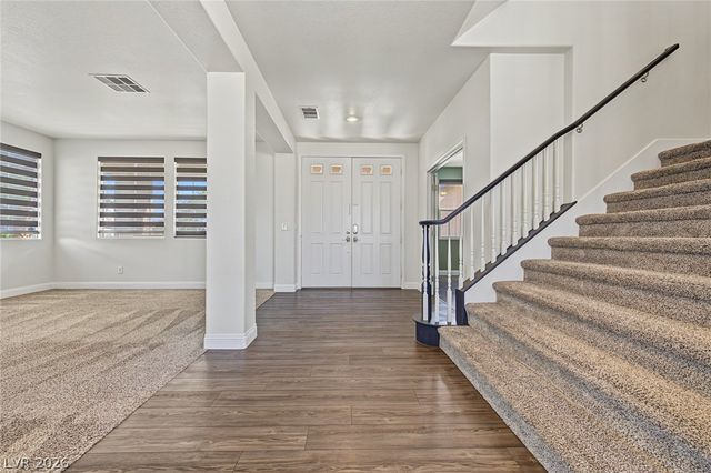 5528 Ambrosia Stream Avenue, Las Vegas, NV 89131