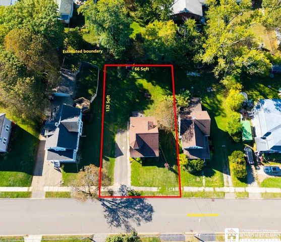 15 Robinson Street, Hanover, NY 14136