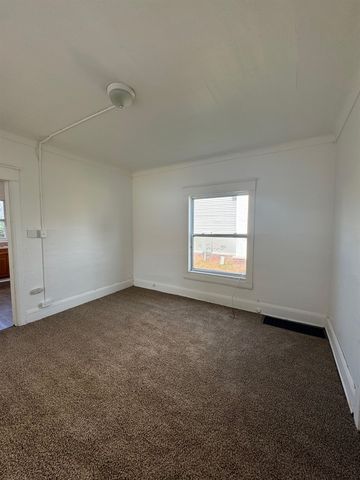 1303 Root Street, Flint, MI 48503