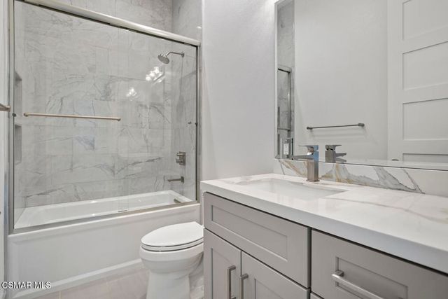 327 Toyon Court, Thousand Oaks, CA 91362