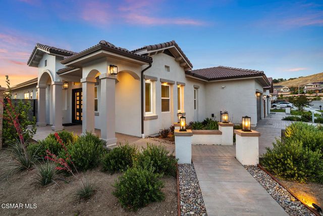 327 Toyon Court, Thousand Oaks, CA 91362