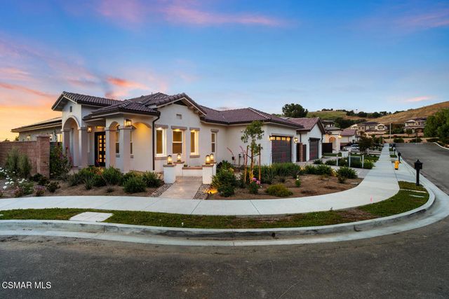 327 Toyon Court, Thousand Oaks, CA 91362