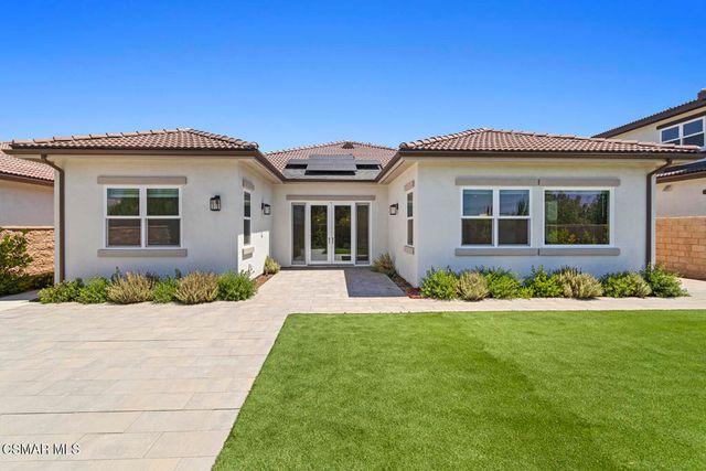 327 Toyon Court, Thousand Oaks, CA 91362