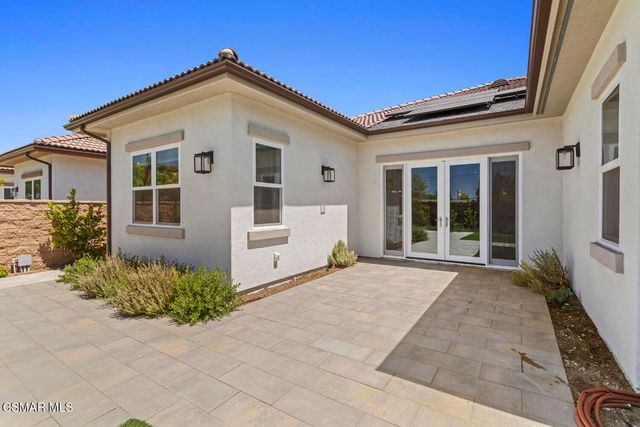 327 Toyon Court, Thousand Oaks, CA 91362