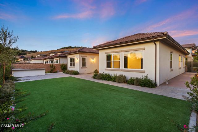 327 Toyon Court, Thousand Oaks, CA 91362
