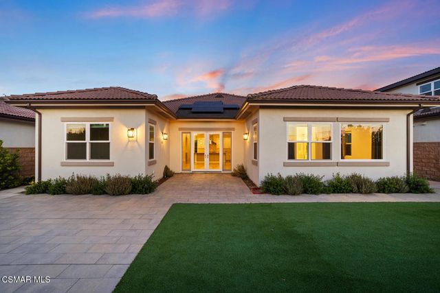 327 Toyon Court, Thousand Oaks, CA 91362