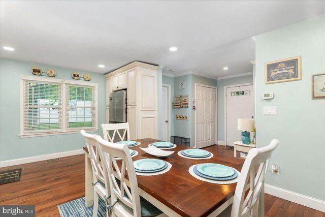 5201 LONSDALE DR, Springfield, VA 22151