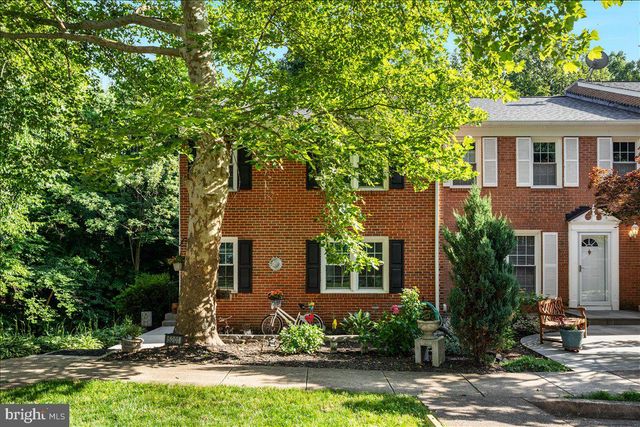 5201 LONSDALE DR, Springfield, VA 22151