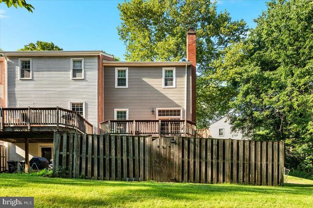 5201 LONSDALE DR, Springfield, VA 22151