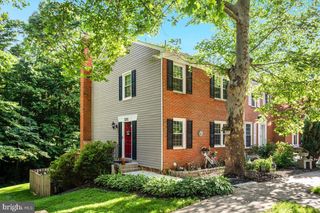 5201 LONSDALE DR, Springfield, VA 22151