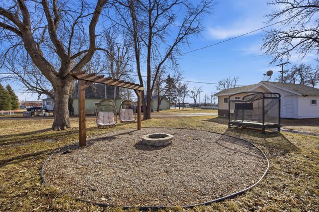 501 1st Avenue SE, Dilworth, MN 56529