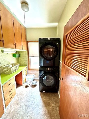 9693 State Route 812, New Bremen, NY 13327