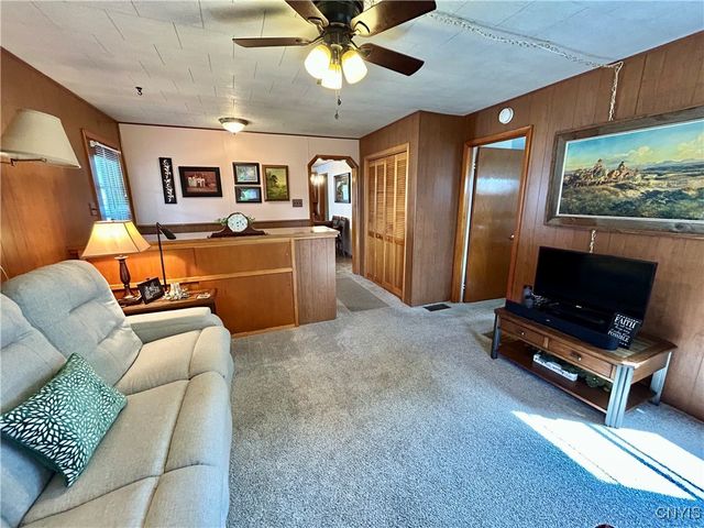 9693 State Route 812, New Bremen, NY 13327