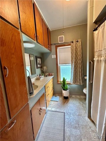 9693 State Route 812, New Bremen, NY 13327