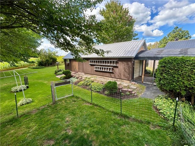 9693 State Route 812, New Bremen, NY 13327