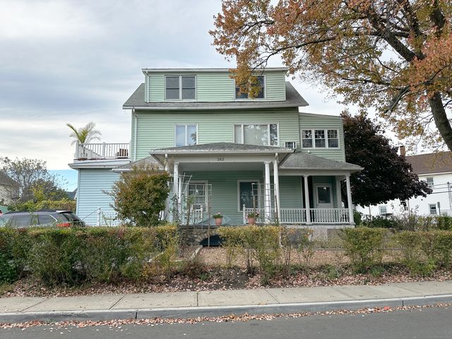 262 East Avenue 3rd Floor, Norwalk, CT 06855