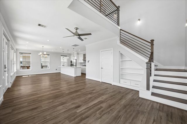 2001 Oceanview Drive, Seabrook, TX 77586