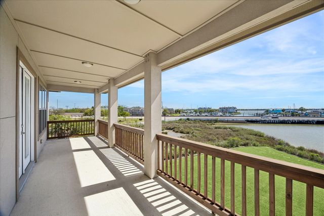 2001 Oceanview Drive, Seabrook, TX 77586