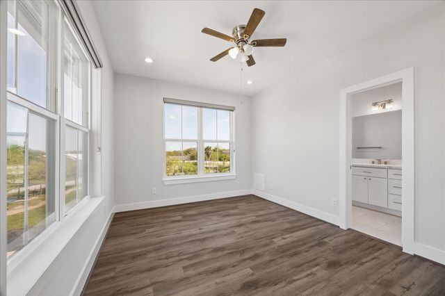 2001 Oceanview Drive, Seabrook, TX 77586