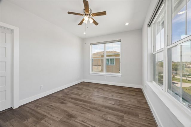 2001 Oceanview Drive, Seabrook, TX 77586