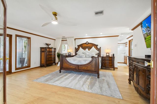 6128 OAK RIDGE AVENUE, New Port Richey, FL 34653