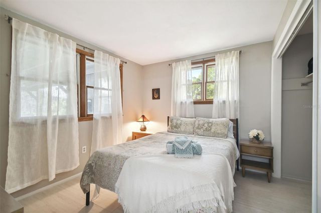 6128 OAK RIDGE AVENUE, New Port Richey, FL 34653