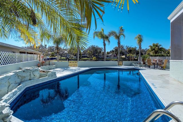 6128 OAK RIDGE AVENUE, New Port Richey, FL 34653