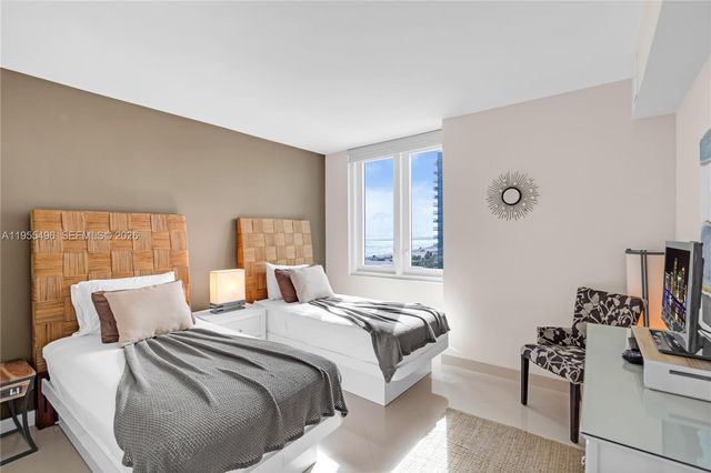 2301 Collins Ave 1006, Miami Beach, FL 33139