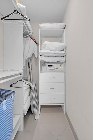 2301 Collins Ave 1006, Miami Beach, FL 33139