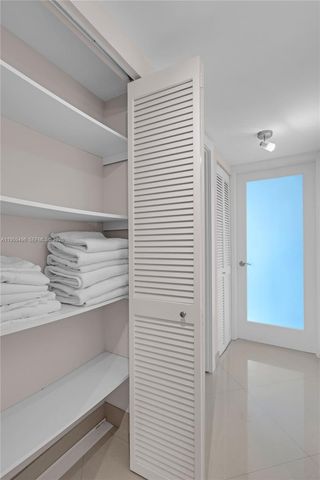 2301 Collins Ave 1006, Miami Beach, FL 33139