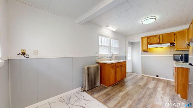 322 Hillside Avenue, Hartford, CT 06106