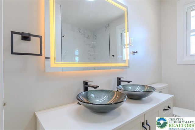 4102 Lehigh Street, Whitehall Twp, PA 18052