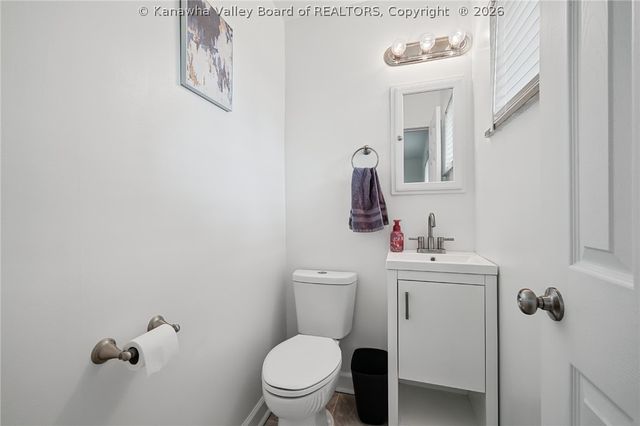 1416 Longridge Road, Charleston, WV 25314