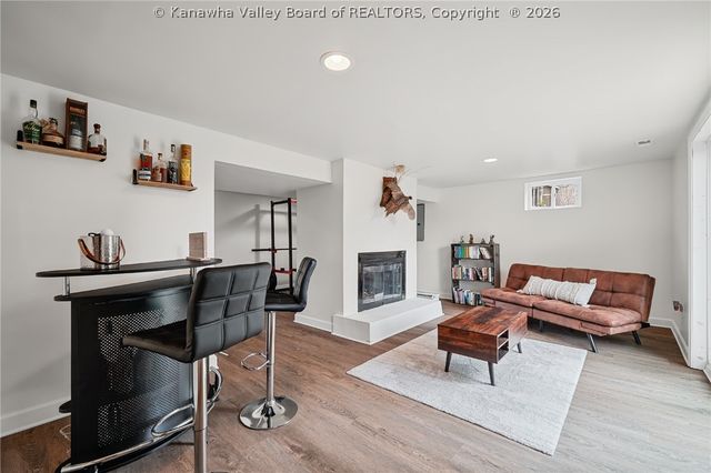 1416 Longridge Road, Charleston, WV 25314