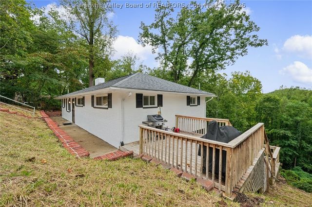 1416 Longridge Road, Charleston, WV 25314