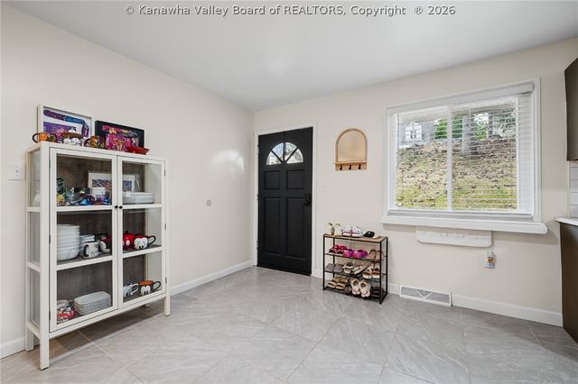 1416 Longridge Road, Charleston, WV 25314